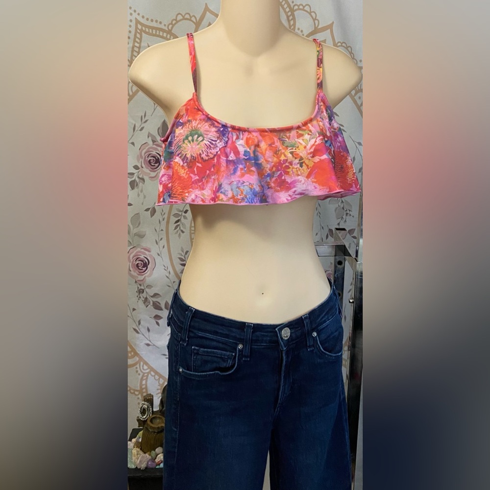 Junior’s small Pink Floral Raisins bikini top